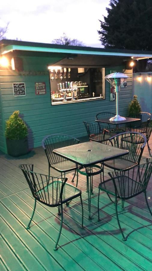 The Holroyd Arms Hotel Guildford Exterior foto